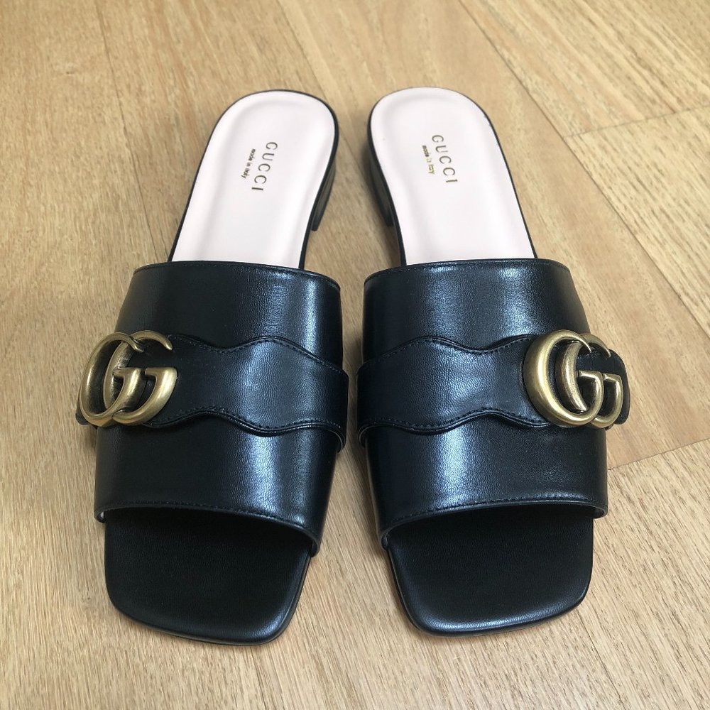 Gucci GG Marmont Leather Slide Sandals in Black NE IN BOX WITH SHOE BAG